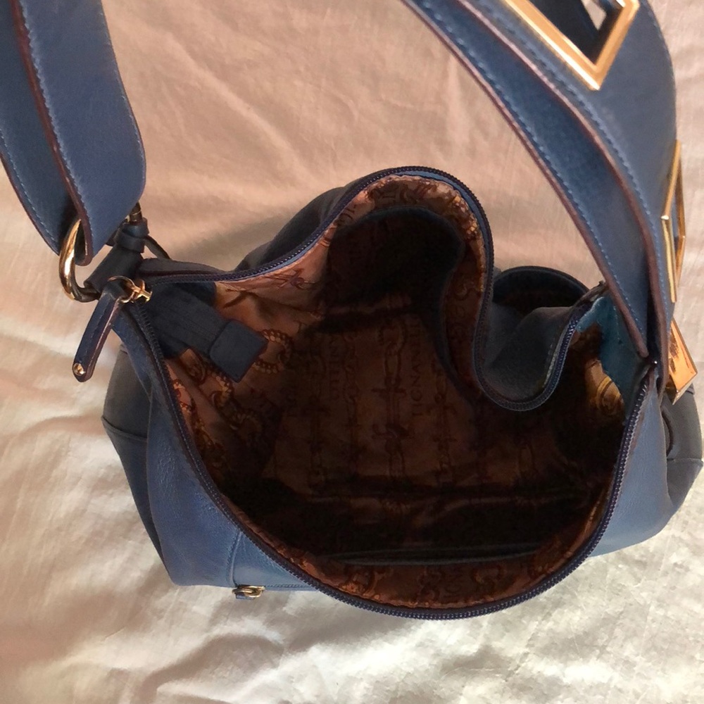Purse - Picture 7 of 8